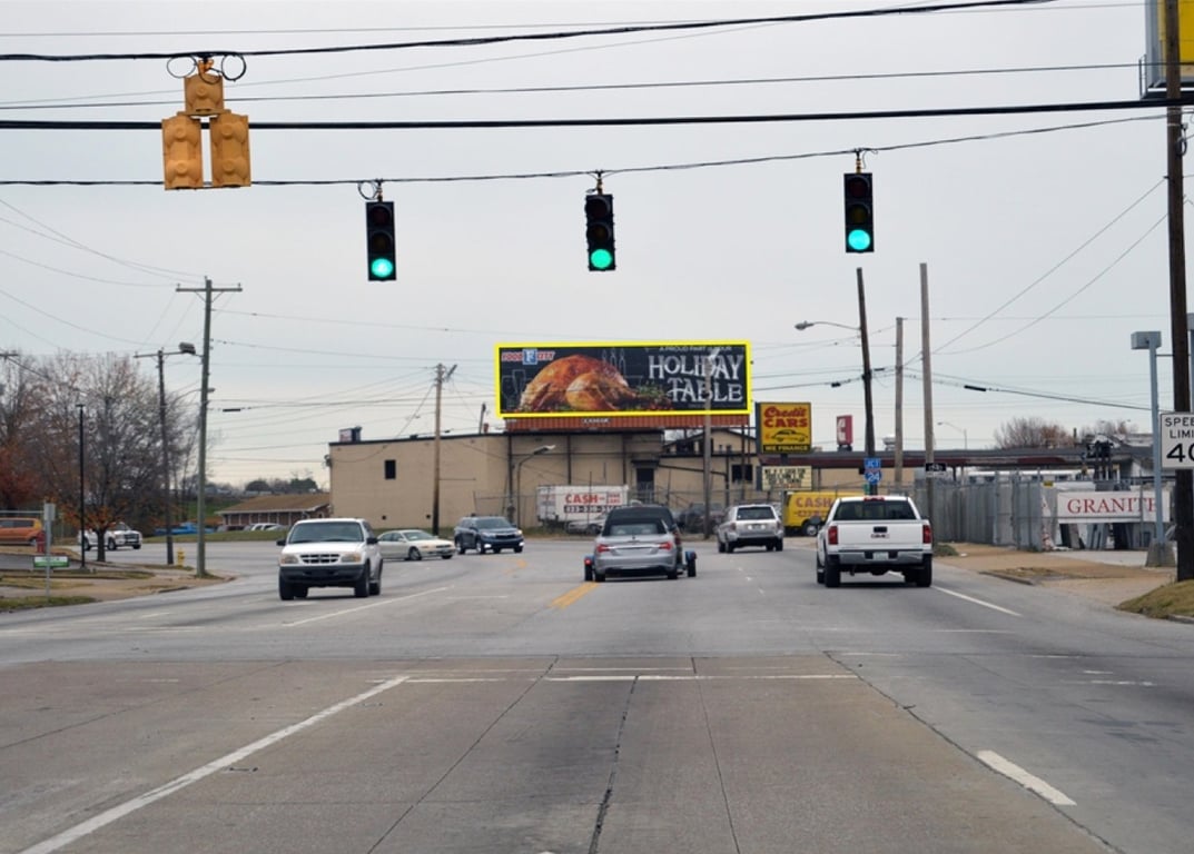 E/S Rossville Rd .2 M/S I-24 Media