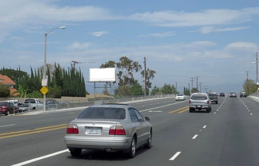 Location photo for W Edinger Ave near Edinger-Harbor (Santa Ana)