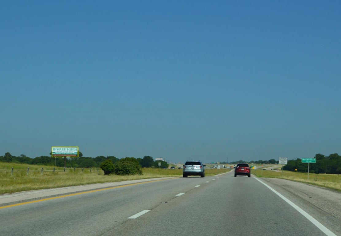 S/S I-14 .7 MI E/O PADDY HAMILTON FE Media