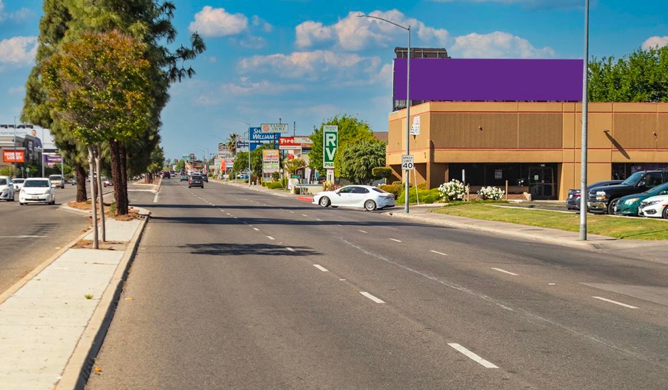 Blackstone 500 ft N/O Sierra E/S F/S Media