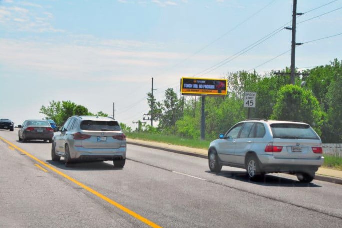 US 41 W/S 1.3 MI N/O US 30 Media