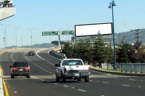 Location photo for Baldwin St near 675 Hegenberger Rd, Coliseum Industrial (Oakland)