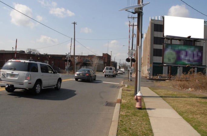 Location photo for Paterson Ave near Carlstadt Commons (Carlstadt)