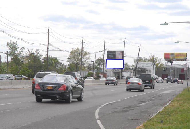Location photo for NJ-17 near Carlstadt Community Garden (Carlstadt)