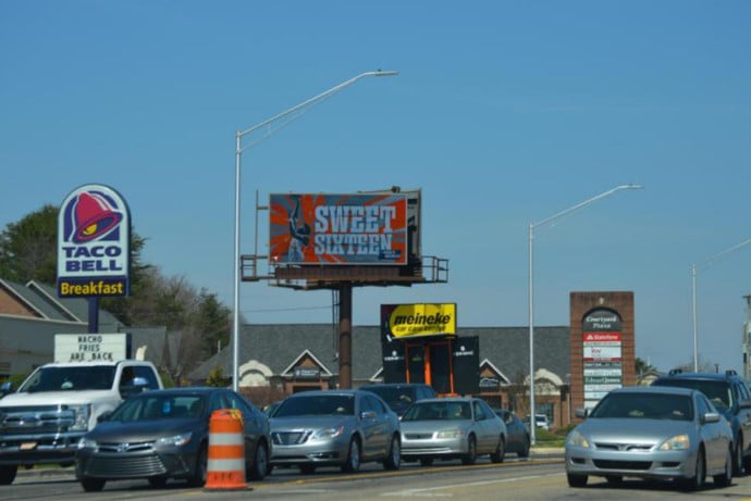 Location photo for US-321 near Tellico Plaza (Lenoir City)