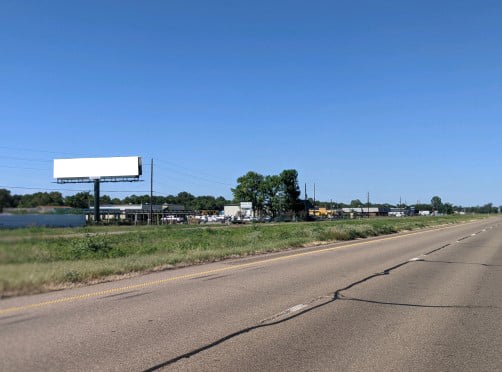 TX0232 W/S HWY 71 2.4 MI N/O I-30 F/S WS Media