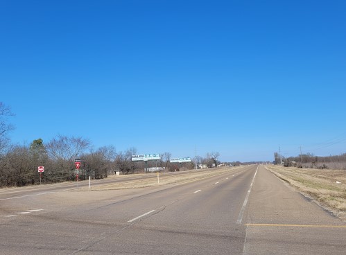 HWY 71 3.1 mi N/O I-30 WS Media