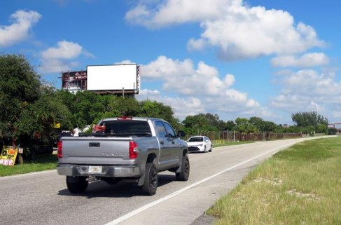 Location photo for Ravenswood Rd near FLL Airport Flight Landing View Point (Fort Lauderdale)