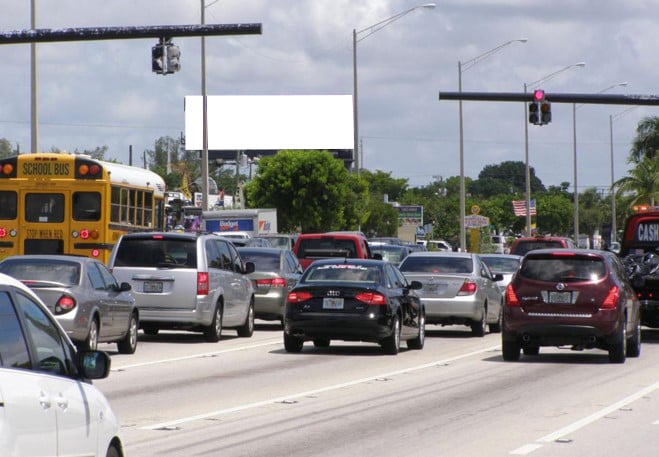 US 441 2640.00 ft N/O I-595 W/S F/S Media