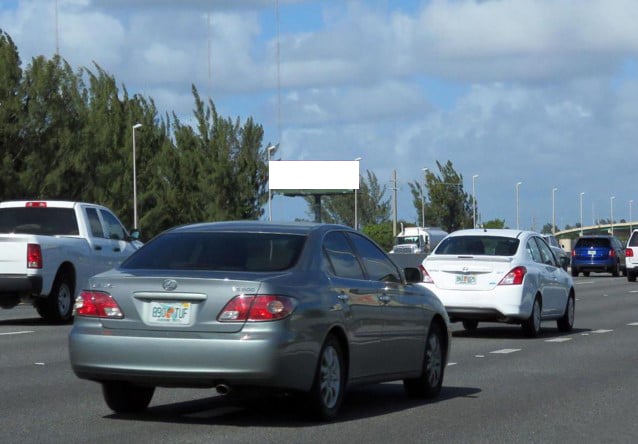 Turnpike 1 mi S/O I-595 W/S F/S Media