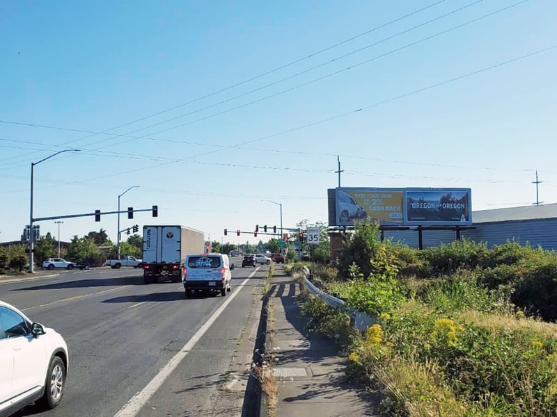 E/L PACIFIC BLVD SW 160 FT S/O QUEEN AVE S F/S Media