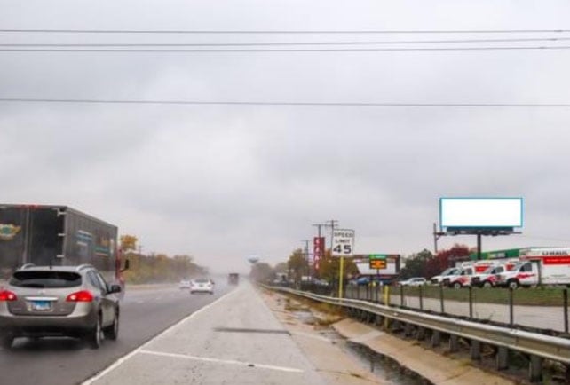 Location photo for Frontage Rd near Maple Trail Woods (Villa Park)