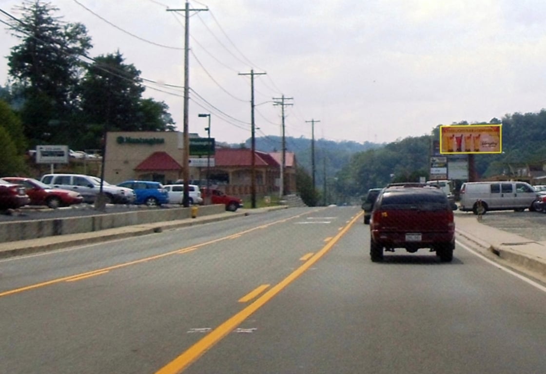 US40 WOODSDALE PLAZA N/L DIGITAL BOARD Media