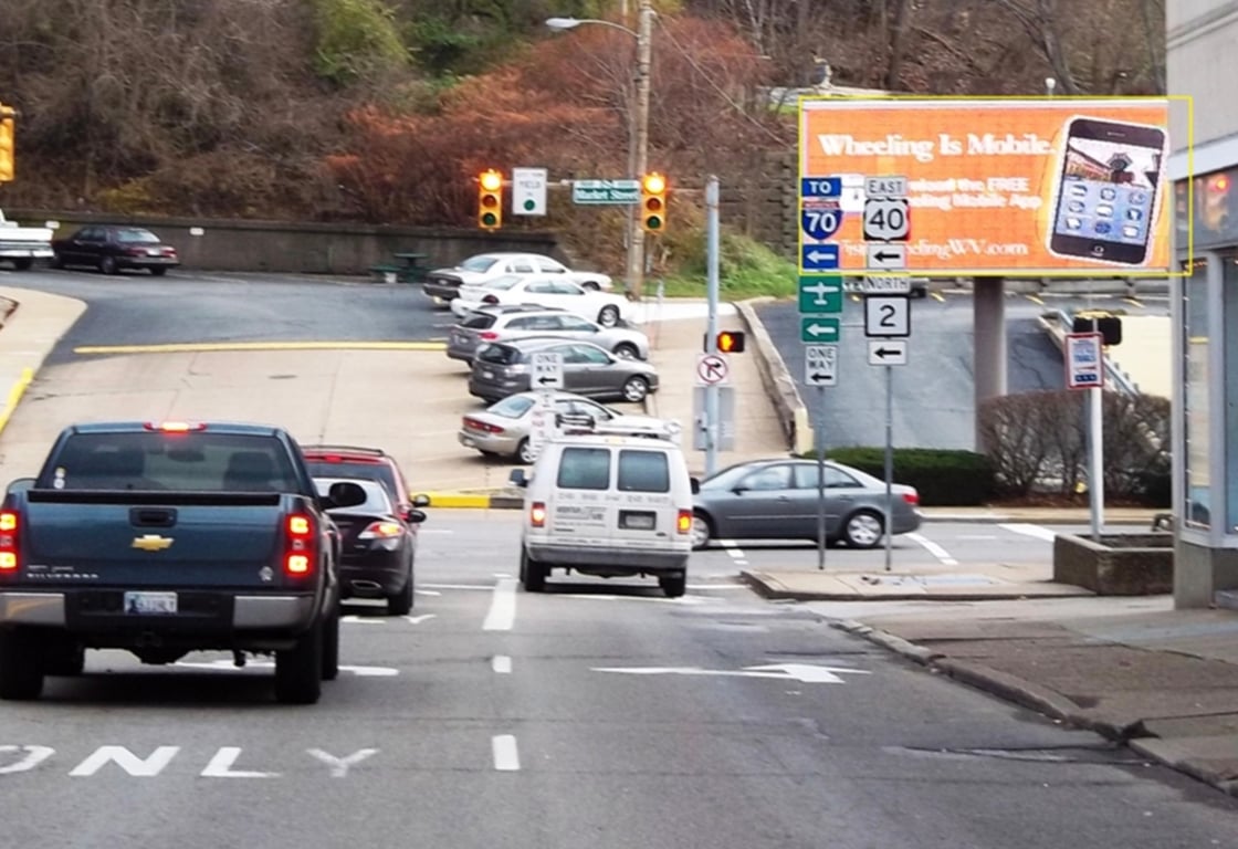 10TH ST & MARKET S/L W/F DIGITALBOARD Media