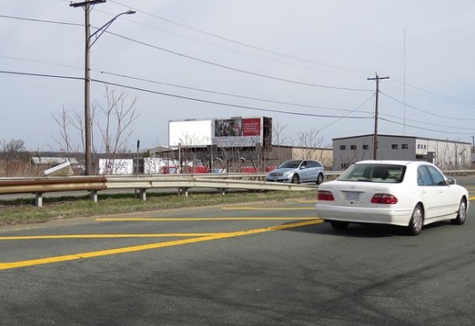 Location photo for Salem Turnpike near Salem Tnpk @ Ballard St (Saugus)