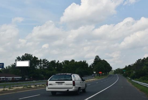 Location photo for Edgewood Rd near McDonald's (Edgewood) on Edgewood Rd (Edgewood)