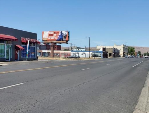 3RD AVE W/L 95' S/O CHESTNUT SF Media