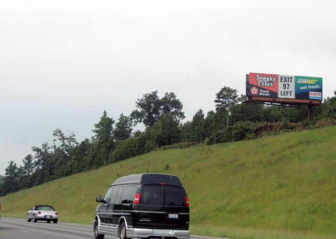 I-59 W/L 1.7 MI S/O EXIT #104 Media