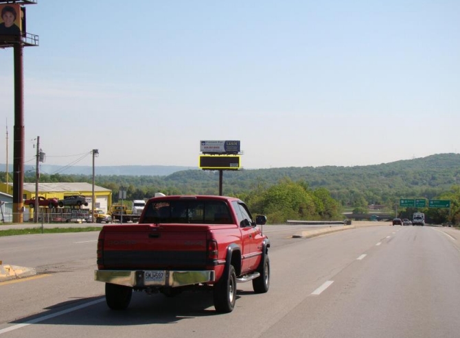 W/S HWY 67 .3 MI. S/O I-55 N/B Media