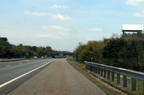 Location photo for Huron Dr near Erial New Brooklyn Rd (Cr706) 205'n of Seven Cause, Sicklerville (Winslow Township)