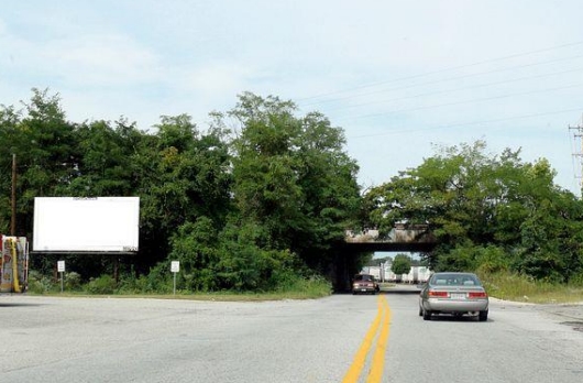 Location photo for Hollins Ferry Rd near HOLLINS FERRY RD & HALETHORPE FARMS RD wb, Halethorpe (Baltimore County)