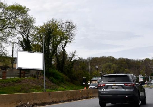 Location photo for Main St near WASHINGTON BLVD & LEVERING AVE sb (Elkridge)