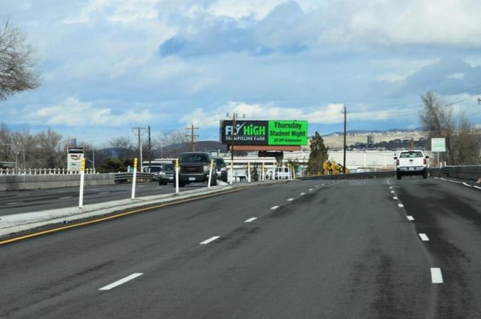 E McCarran Blvd ES 0.1mi S/O Greg St F/S Media