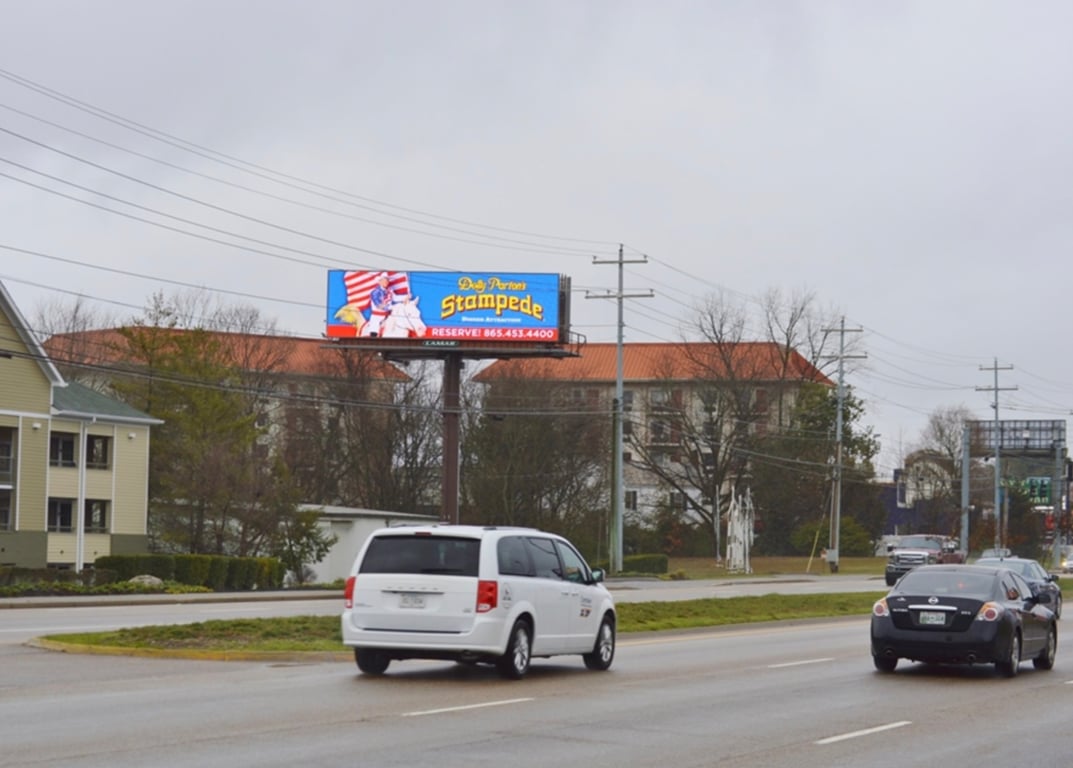 US 441 PKWY S/O TEASTER LN WS FS Media