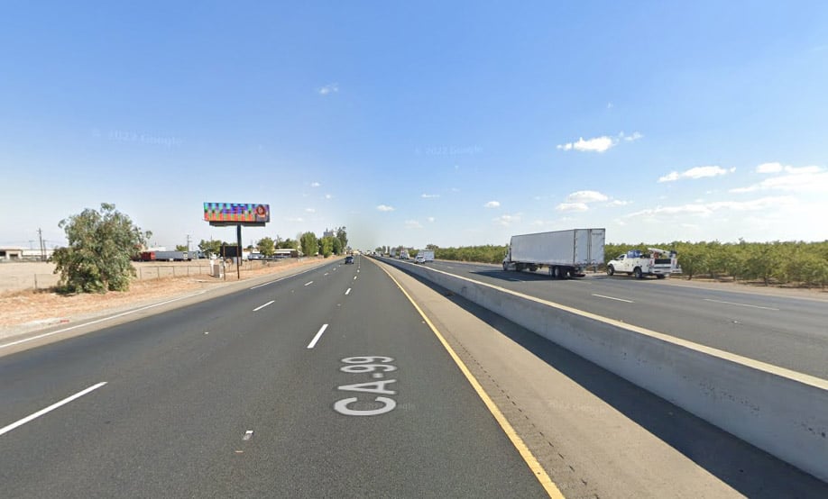 Hwy 99 & Merritt Drive E/S F/N Media