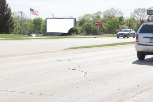 Location photo for W Ryan Rd near Aurora Urology (Franklin)