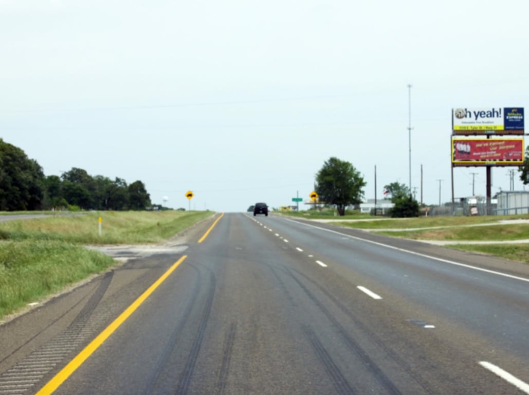 HWY 31 S/S 5 MI W/O ATHENS