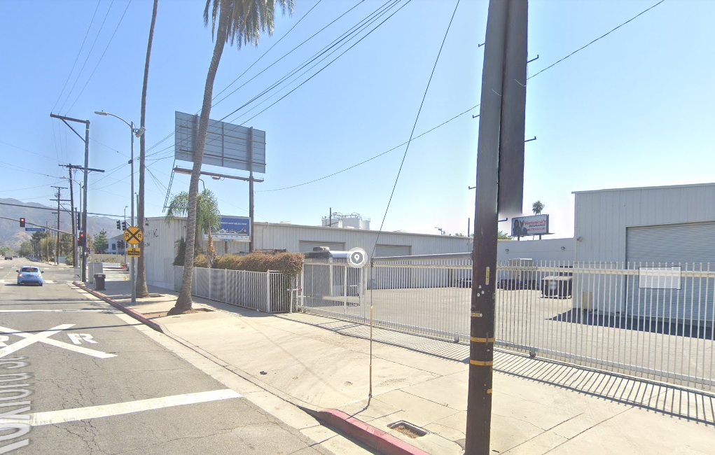 LANKERSHIM BLVD WL 350F S OF NEENACH SF Media