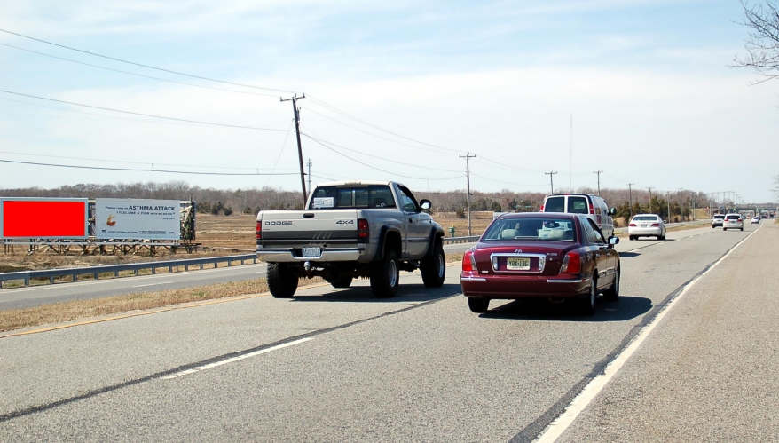 Rt 47, 0.5 Miles E/O Garden State Parkway Media