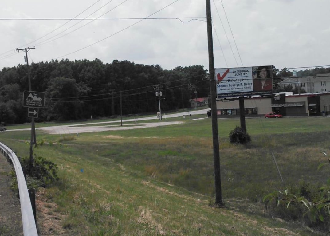 Location photo for Woodpecker Rd near Ettrick Food Lion Shopping Center, South Chesterfield (Ettrick)