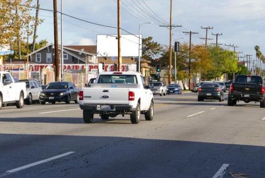 Location photo for S Figueroa St near Figueroa / 76th, South Los Angeles (Los Angeles)