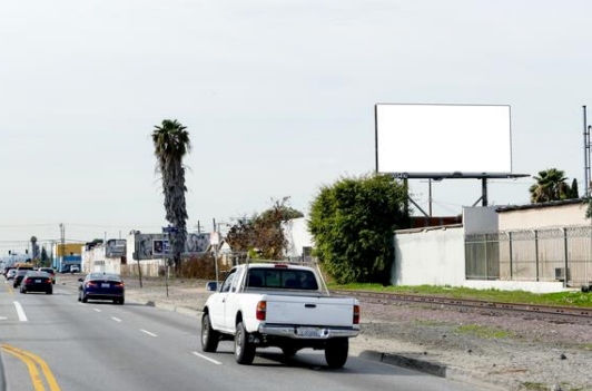 Location photo for W Slauson Ave near Figueroa / Slauson, South Los Angeles (Los Angeles)