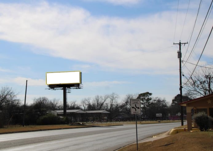 Location photo for E Henderson St near Carver Park (Cleburne)