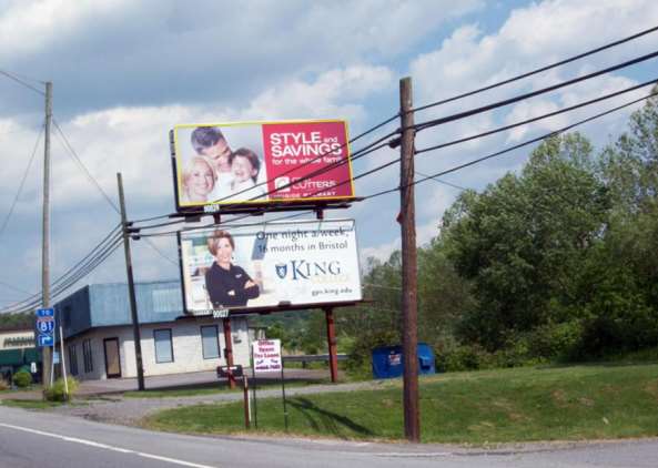 LEE HWY .1 S/O AIRPORT RD E/S F/S P4 T Media