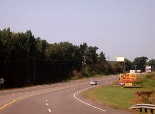 Hwy 65 N E/S 1.8 MI N/O I-40 NF Media