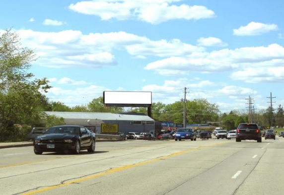 Location photo for Algonquin Rd near 1200 N Huntington Dr (Algonquin)