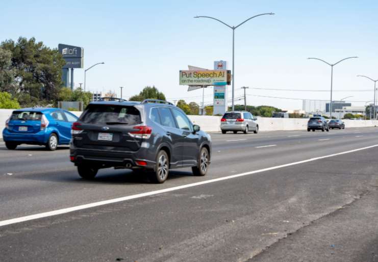 US 101 S/O Millbrae Ave F/NW Media