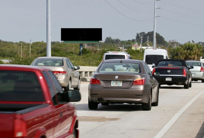 Tyrone .50 mi W/O Park St N/S F/W Media