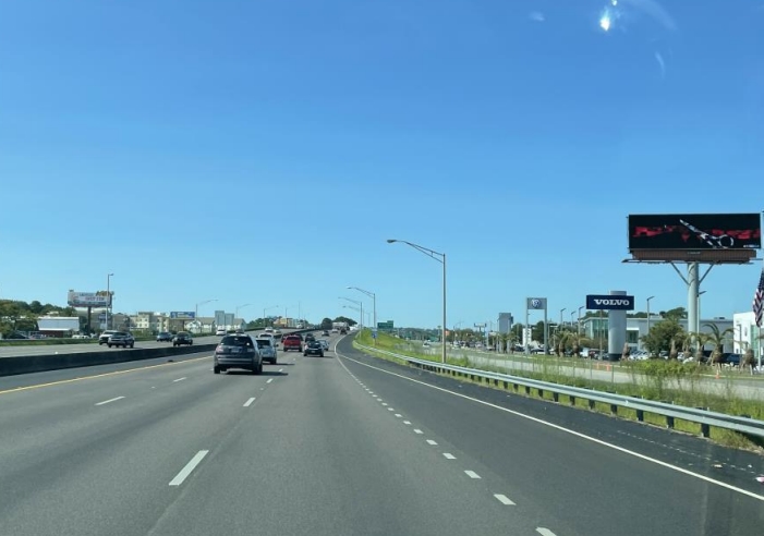 E/S I-65 1ST N/O HWY 90 Media