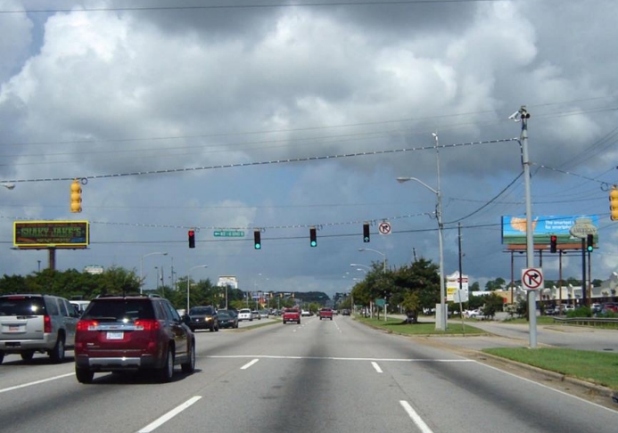 S/S AIRPORT BLVD W/O I-65 F/E Media