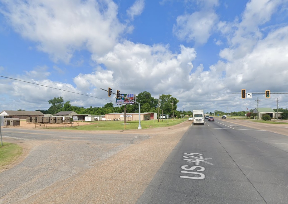 HWY 84 S/S 100' W/O LOGAN SEWELL DR. Media