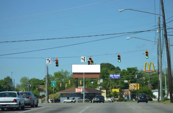 Location photo for Madison Ave near Madison & Mt. Meigs, Capitol Heights (Montgomery)
