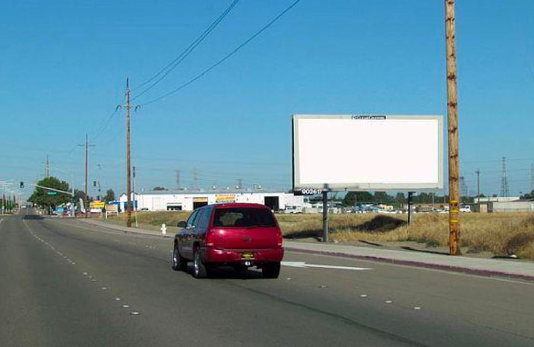 Location photo for E 18th St near East 18th St and Holub Ln (Antioch)