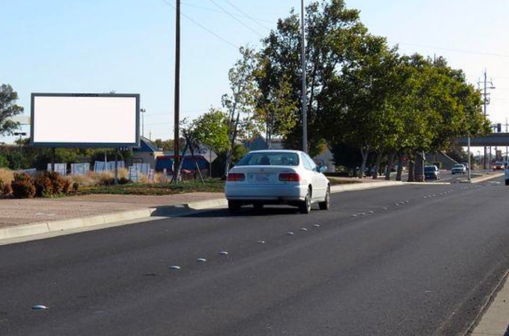 Location photo for East 18th St and Holub Ln (Antioch)