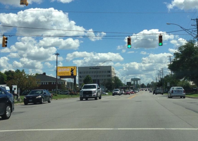 2098 Henderson NS 230ft E/O Dierker F/W #1 Media