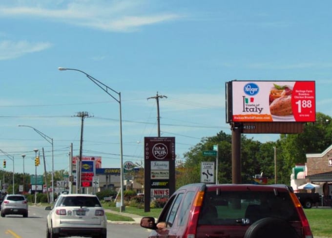 Location photo for Henderson Rd near W Henderson Rd & Dierker Rd, Northwest (Columbus)